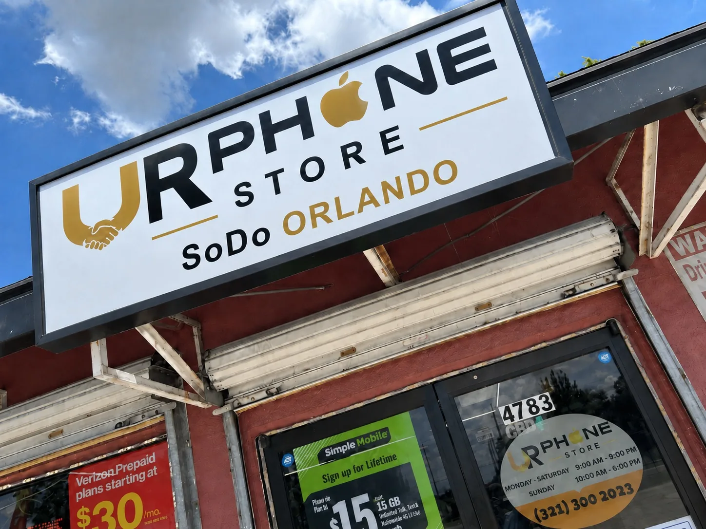 URPhone Store SODO location in Orlando